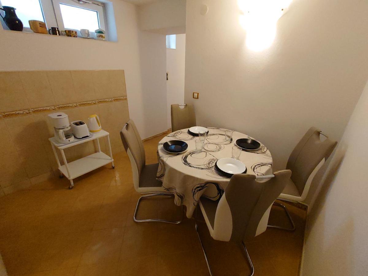 Apartmani Lea Jadranovo Exterior photo